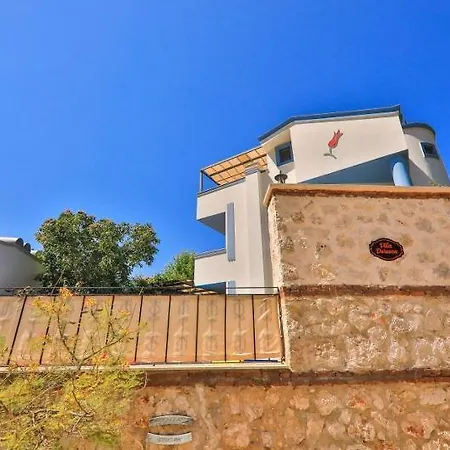 Doreena , Kalkan'da 8 Kisilik Ekonomik - Kalkanvilla * Kaş